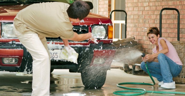 Мытье автомобиля